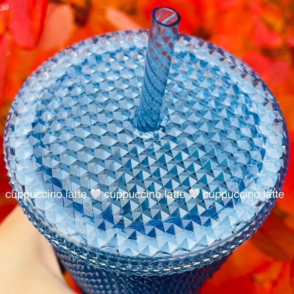 ✨NWT❄️Starbucks 2023 Blue Silver Icicle Ombre Bling Studded Venti Tumbler - Picture 5 of 7